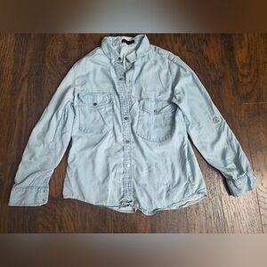 Light Wash Chambray Button-Up Shirt - Pale Blue
